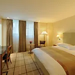 De La Paix 4*