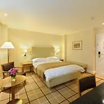 De La Paix Hotel 4*