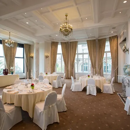 De La Paix Hotel