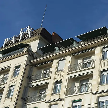 De La Paix Hotel 4*