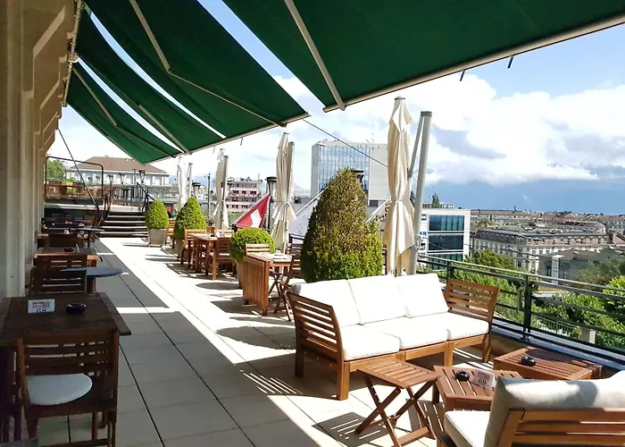 De La Paix Отель