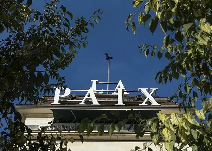 Отель De La Paix Лозанна